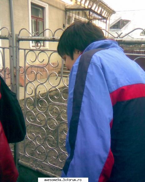 paparazzi nu se mai opresc ! fac furori ce parere aveti despre mihaela cunoscuta sub numele de